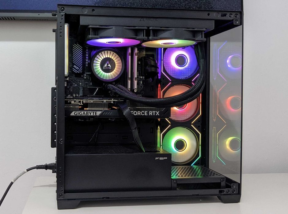 PC Ryzen 7 9700x RTX 5070 32GB DDR5 2TB NVMe