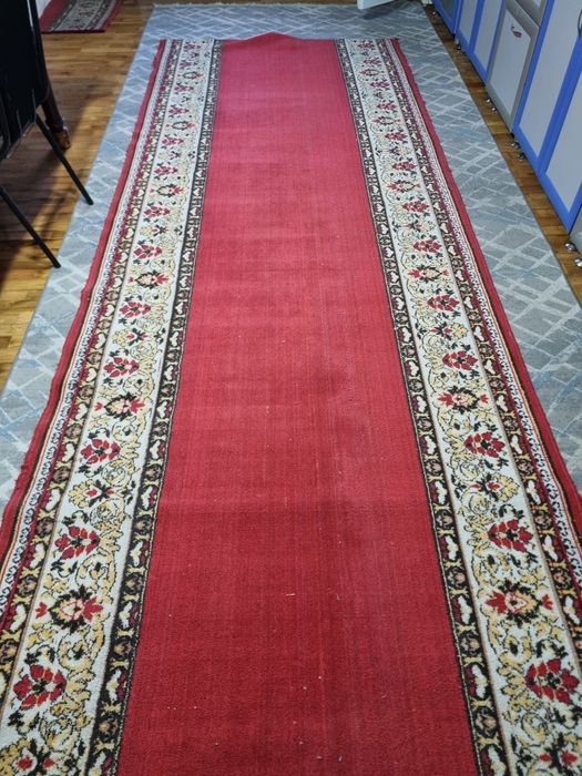 Продаю ковер 4×1.5