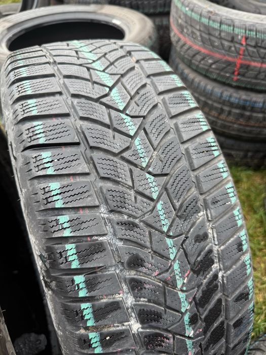 215/55R17 Dunlop