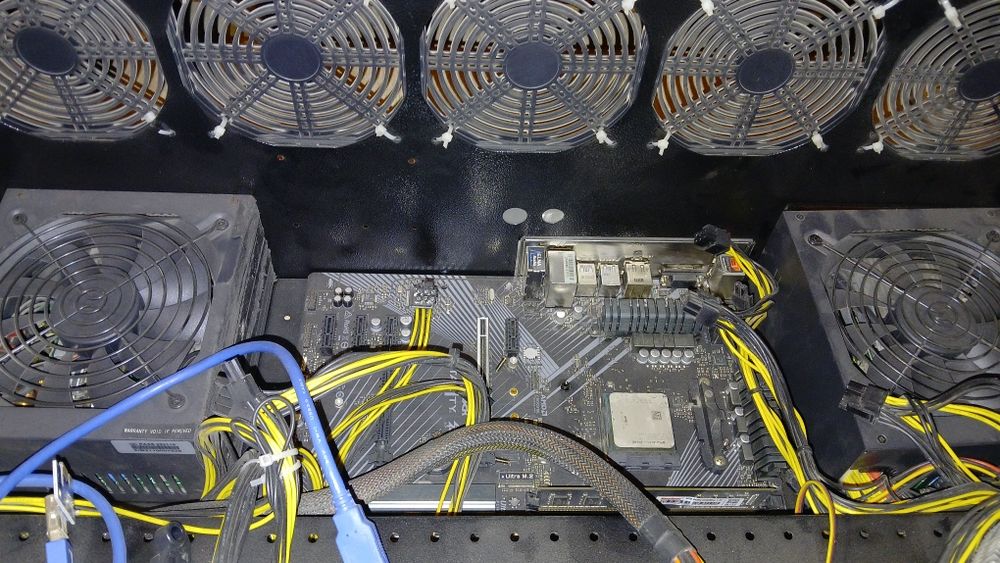 Продам майнинг ферму