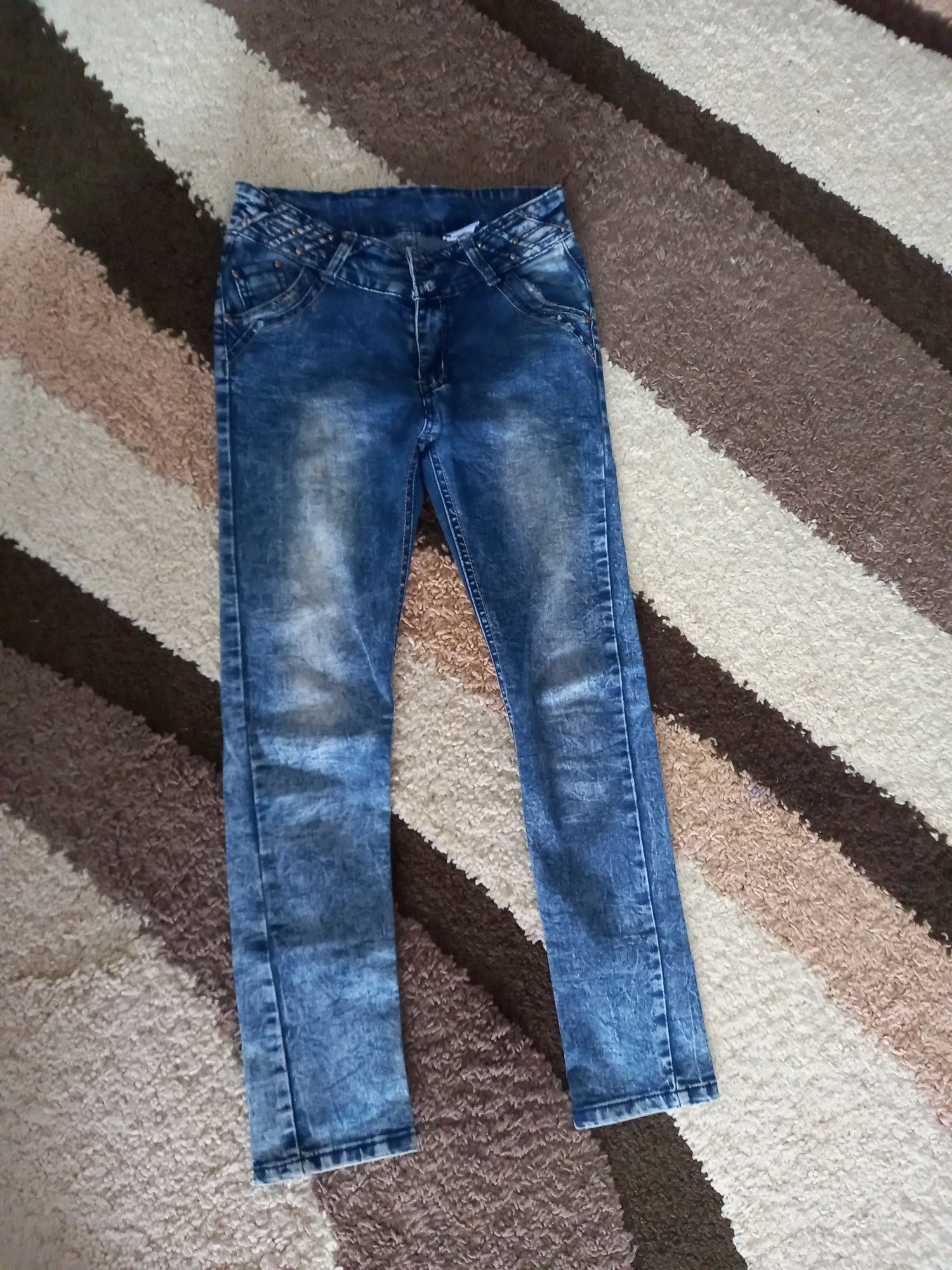 Jeans/Blugi adolescente