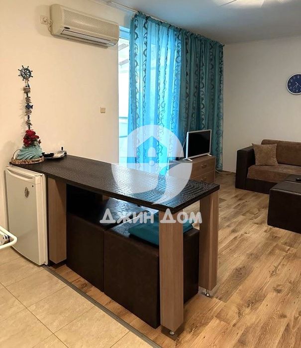 Продава се Двустаен апартамент в к.к. Слънчев бряг - 71 кв.м за 1085 €/кв.м - Снимка #2