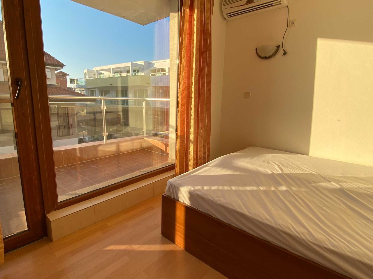 Дава се под наем Тристаен апартамент в Свети Влас - 80 кв.м за 2499 € - Снимка #8