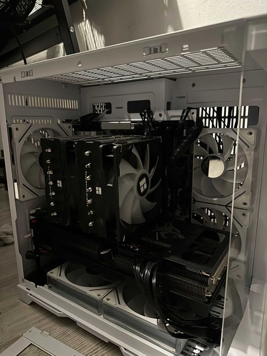 PC Gaming - Ryzen 5 7600X , RX 7900 XT , 32GB RAM