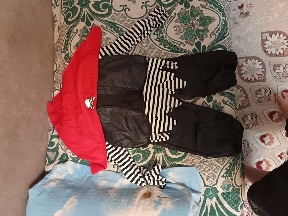 Продам новогодний костюм