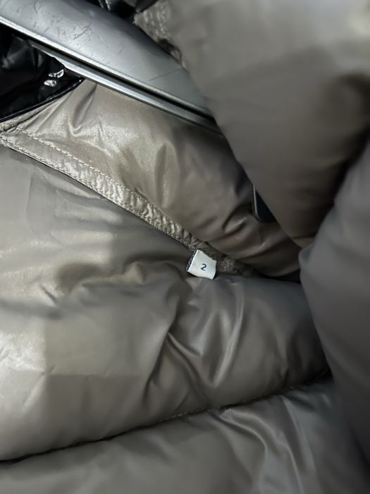 Vesta Puf Moncl.er Bormes