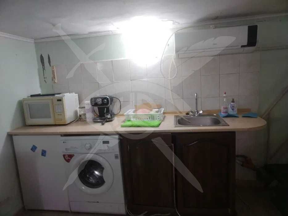 Дава се под наем Мезонет в Варна, Цветен квартал - 20 кв.м за 200 € - Снимка #2