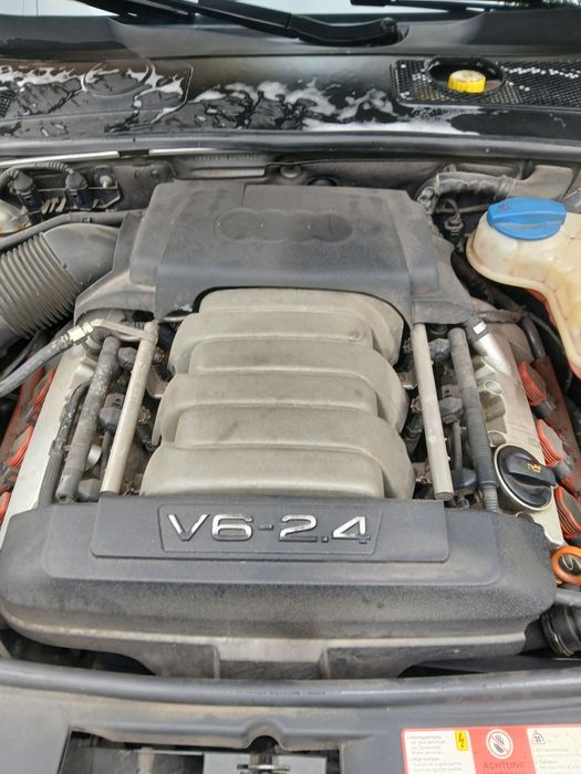 Vand audi a6  2,4 benzina