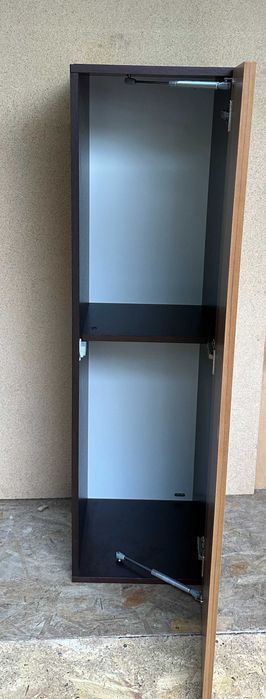 2 buc Dulap suspendat cu rafturi; Mic dulap Soldat cu etajere