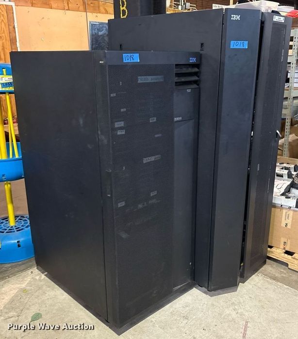 Rack server IBM RS6000 19’ 48 cm dulap metalic