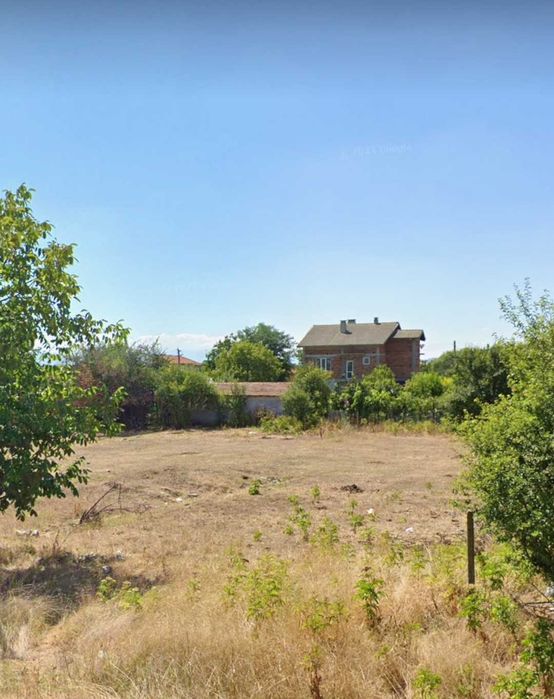 Дворно място в регулация