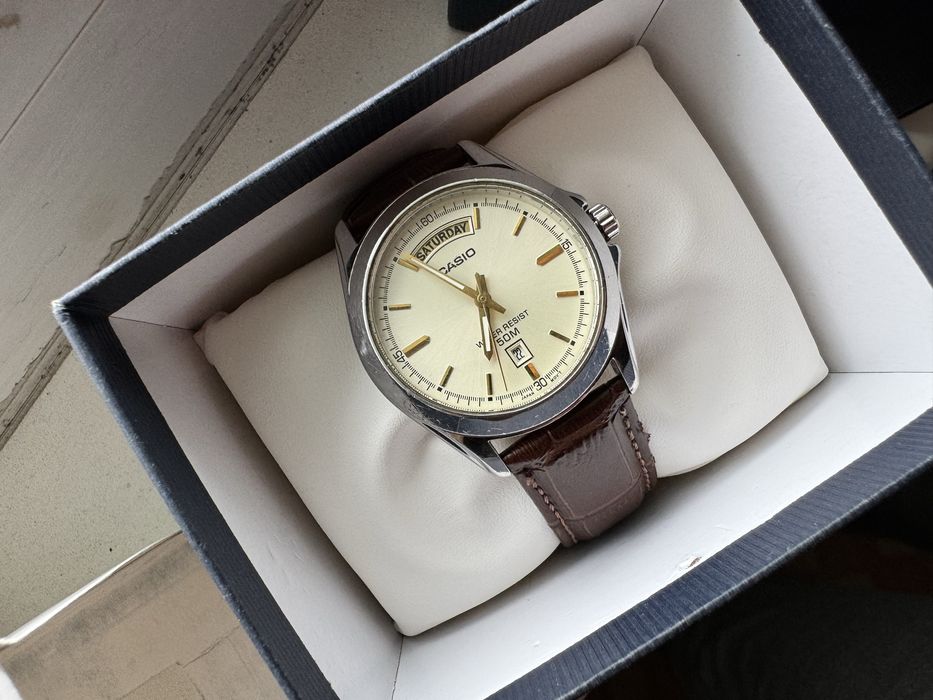 ЧАСЫ CASIO в отличном состоянии