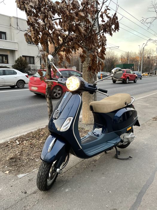 Vand Vespa LX50 4 timpi an 2013
