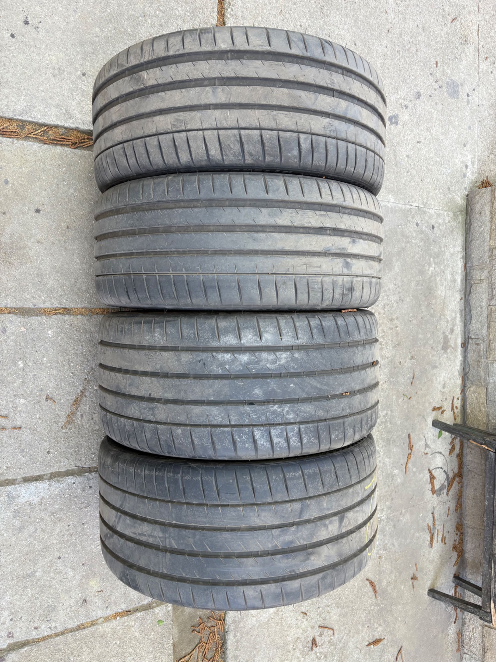 Летни гуми Michelin PS4 255/35x285/30 21” W223 НОВИ !!! 8 мм