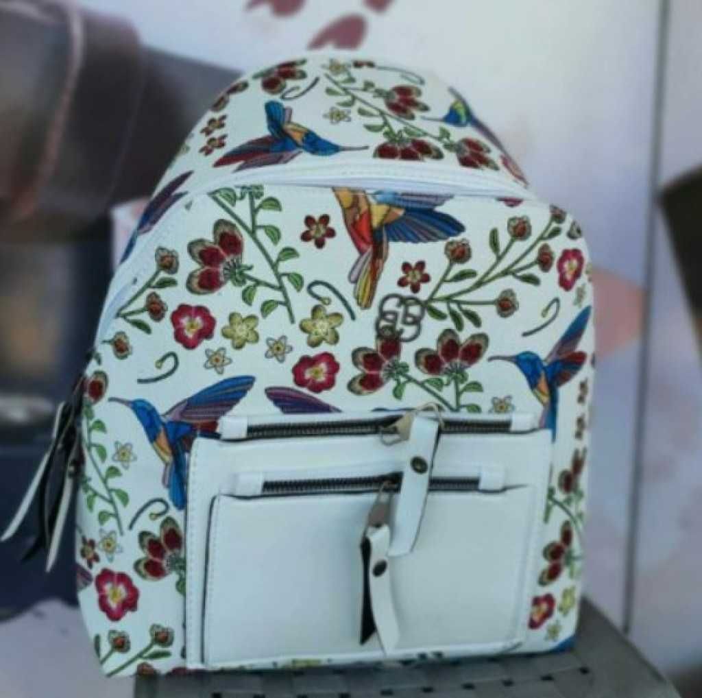 Елегантни и модерни дамски ранички