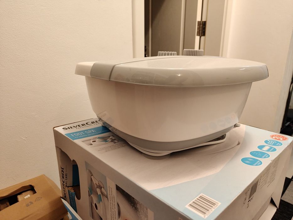 Вана- масажор за крака