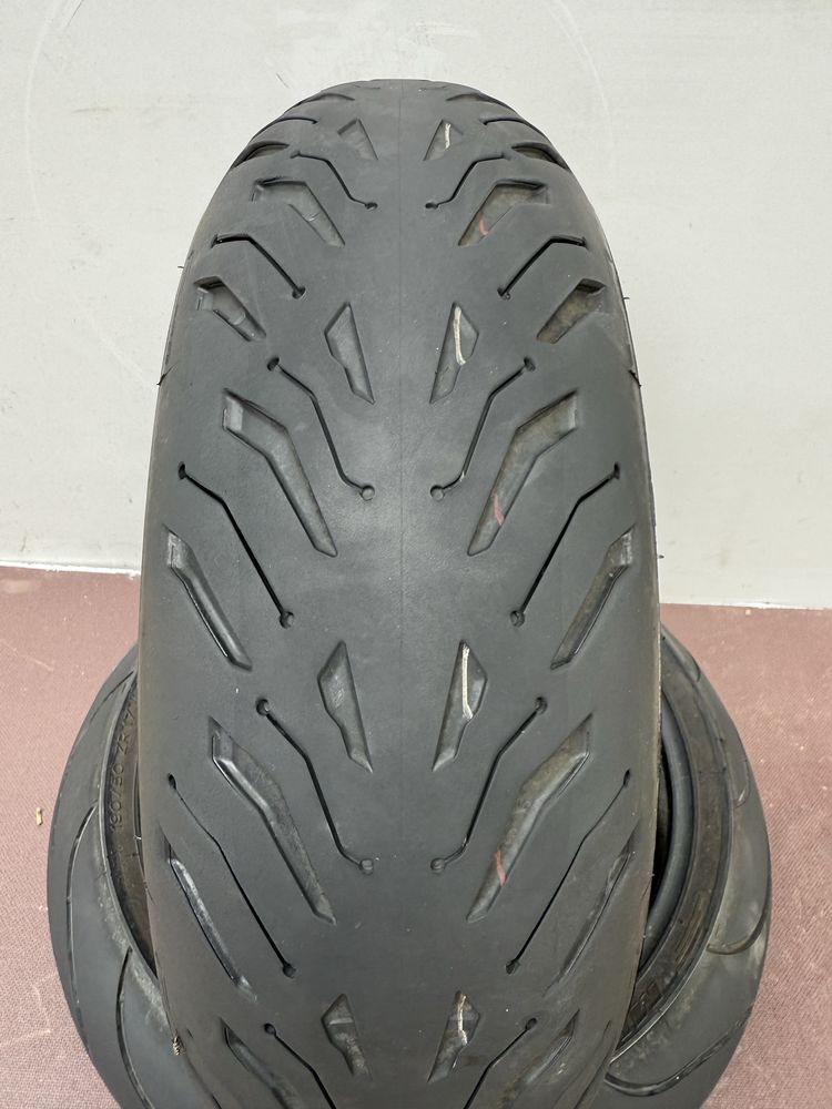 180/55/17 Michelin road 6 dot 2024