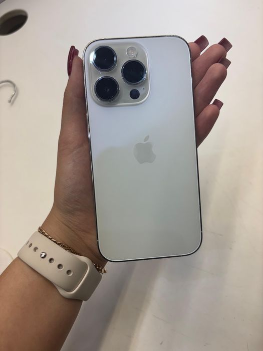 Продам айфон 14про 256 гб