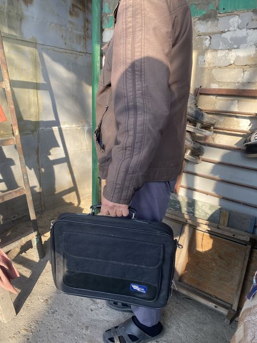 Новая сумка LogyCom от ноутбука дешево