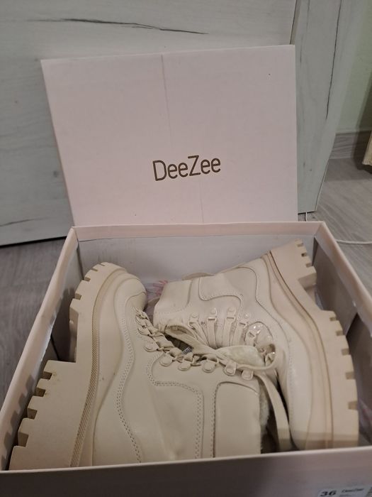 Зимни боти DeeZee