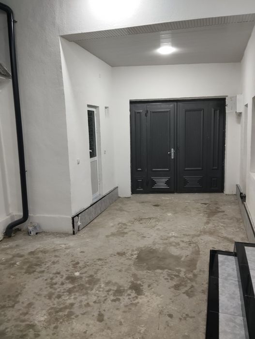 Nazarbek tekistil uy sotiladi