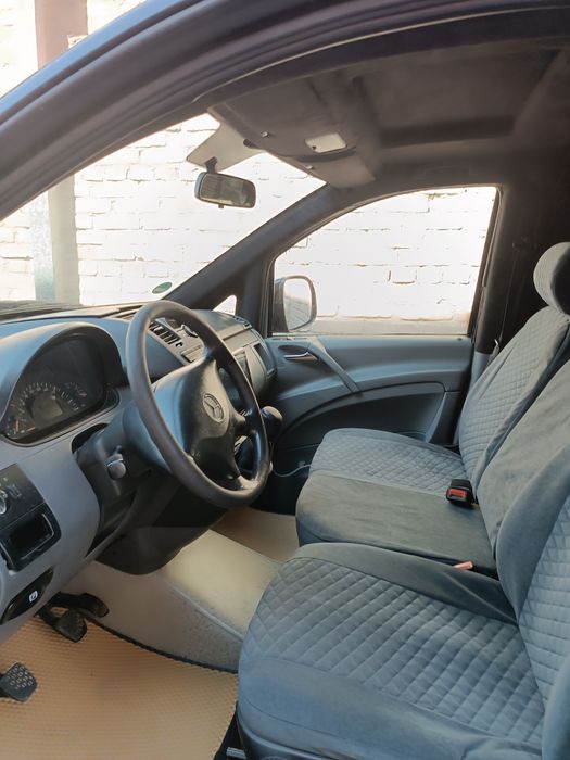 Продаётся Мерседес Бенс Вито