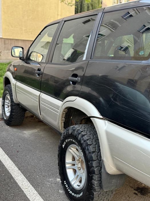 Nissan Terrano 2