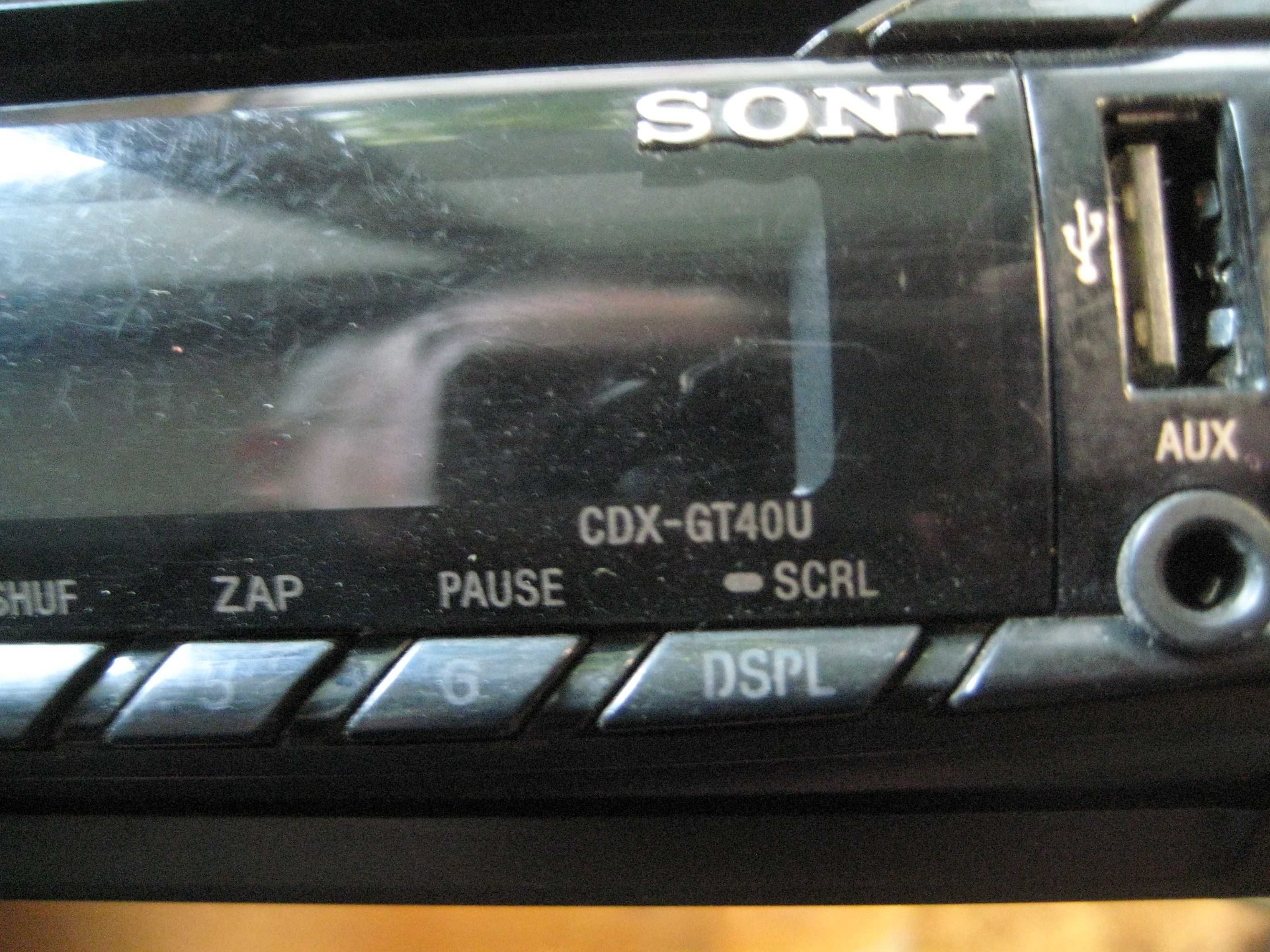 Продавам SONY CDX-GT40U 45WХ4
