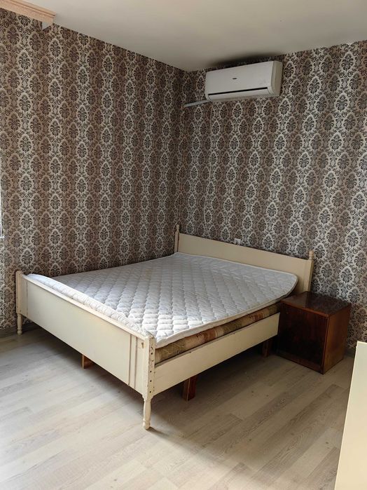 Дава се под наем Етаж от къща в Русе, Промишлена зона - Изток - 100 кв.м за 408 € - Снимка #10