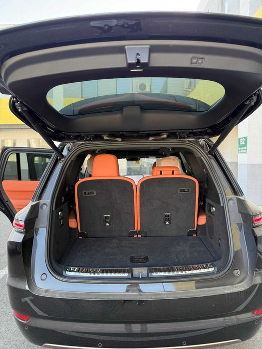 Li9 ultra black/orange