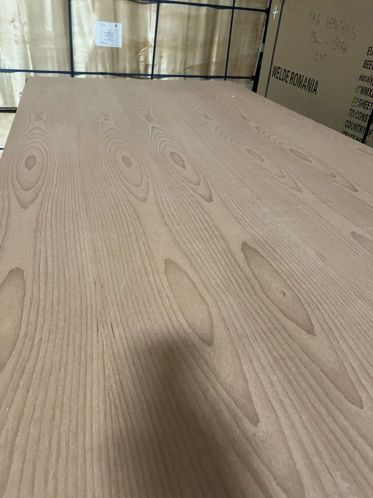 Placaj Eucalipt Furniruit Fag 4mm(2440x1220)