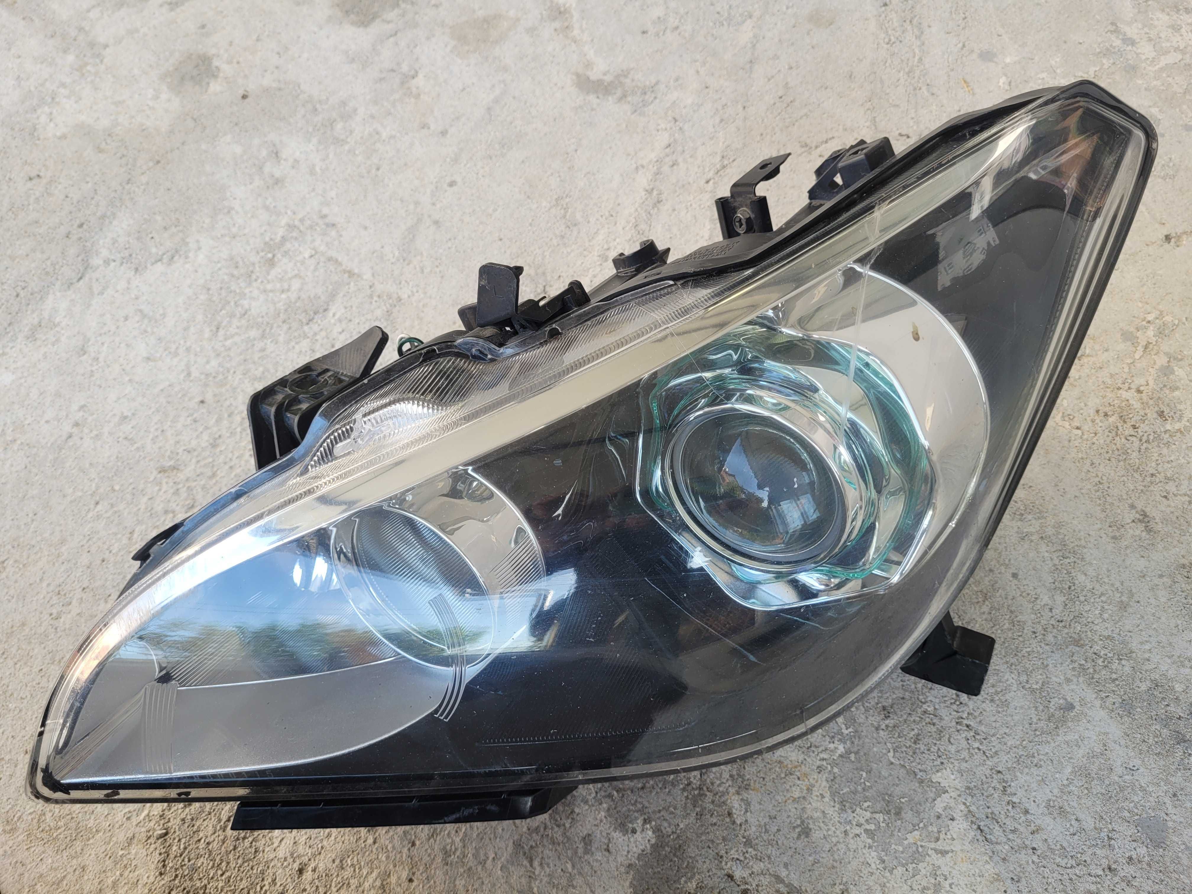 Инфинити М30 М35 М37 Би Ксенон Фар,INFINITI Bi xenon Far