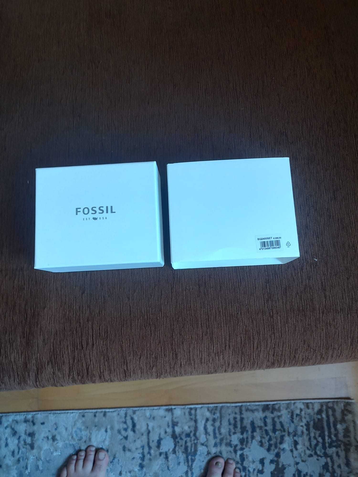 Set de ceasuri FOSSIL,bărbatesc si de damă in stare exceptionala!