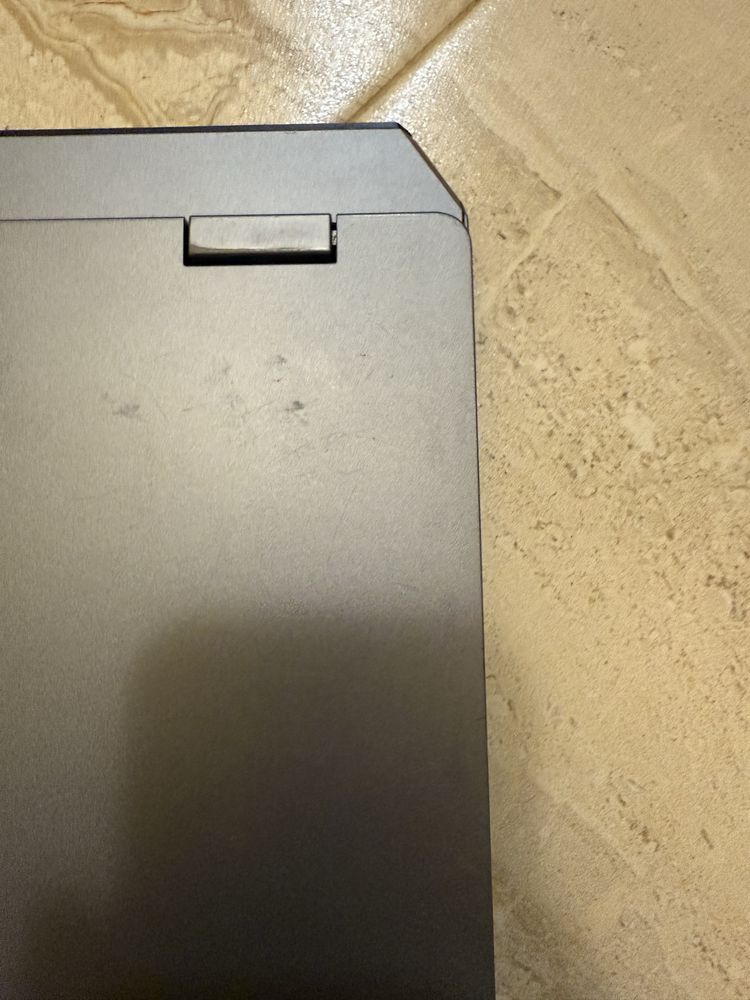 Lenovo LOQ 15ARP9
