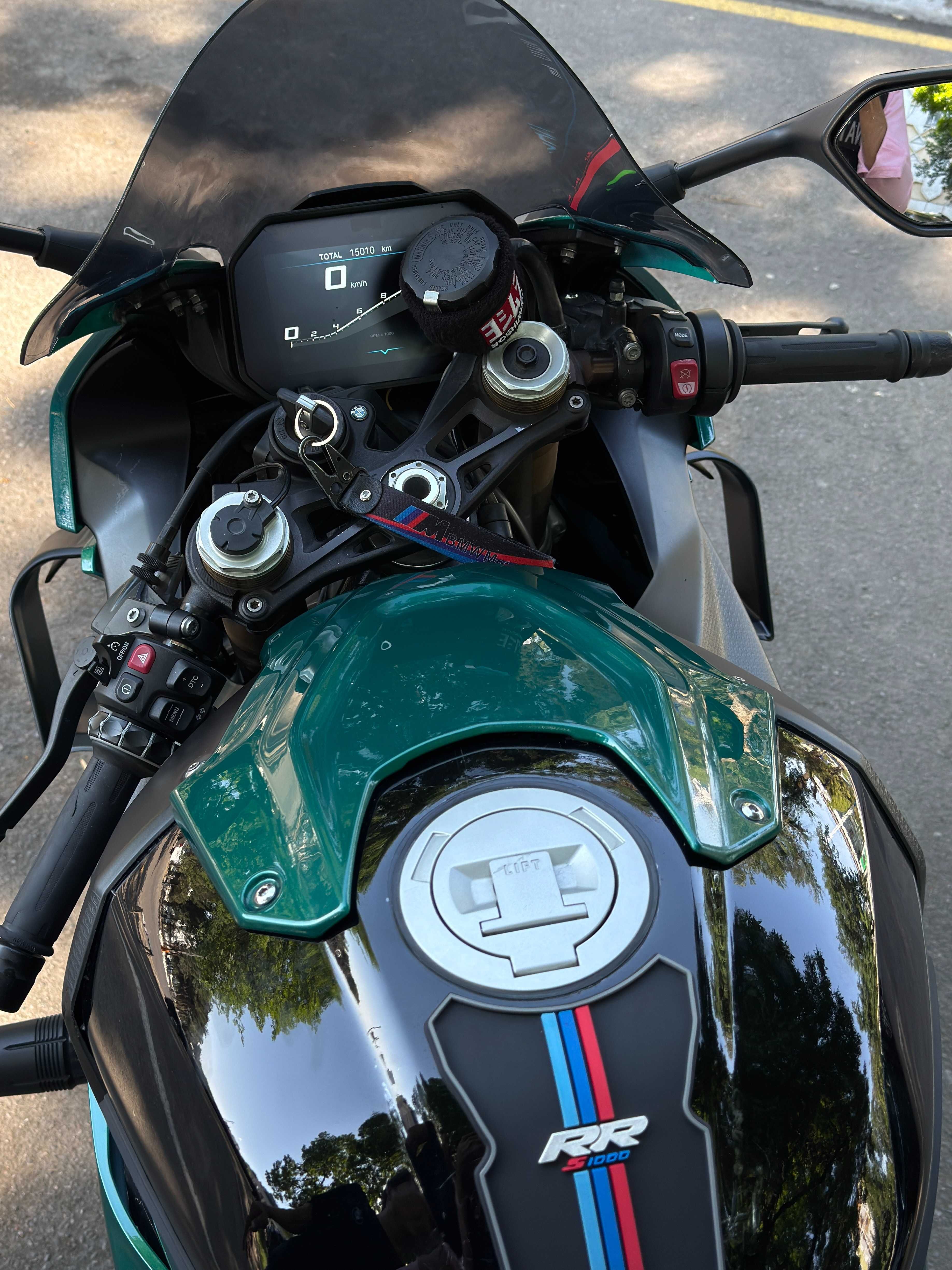 BMW S1000RR 2022yil