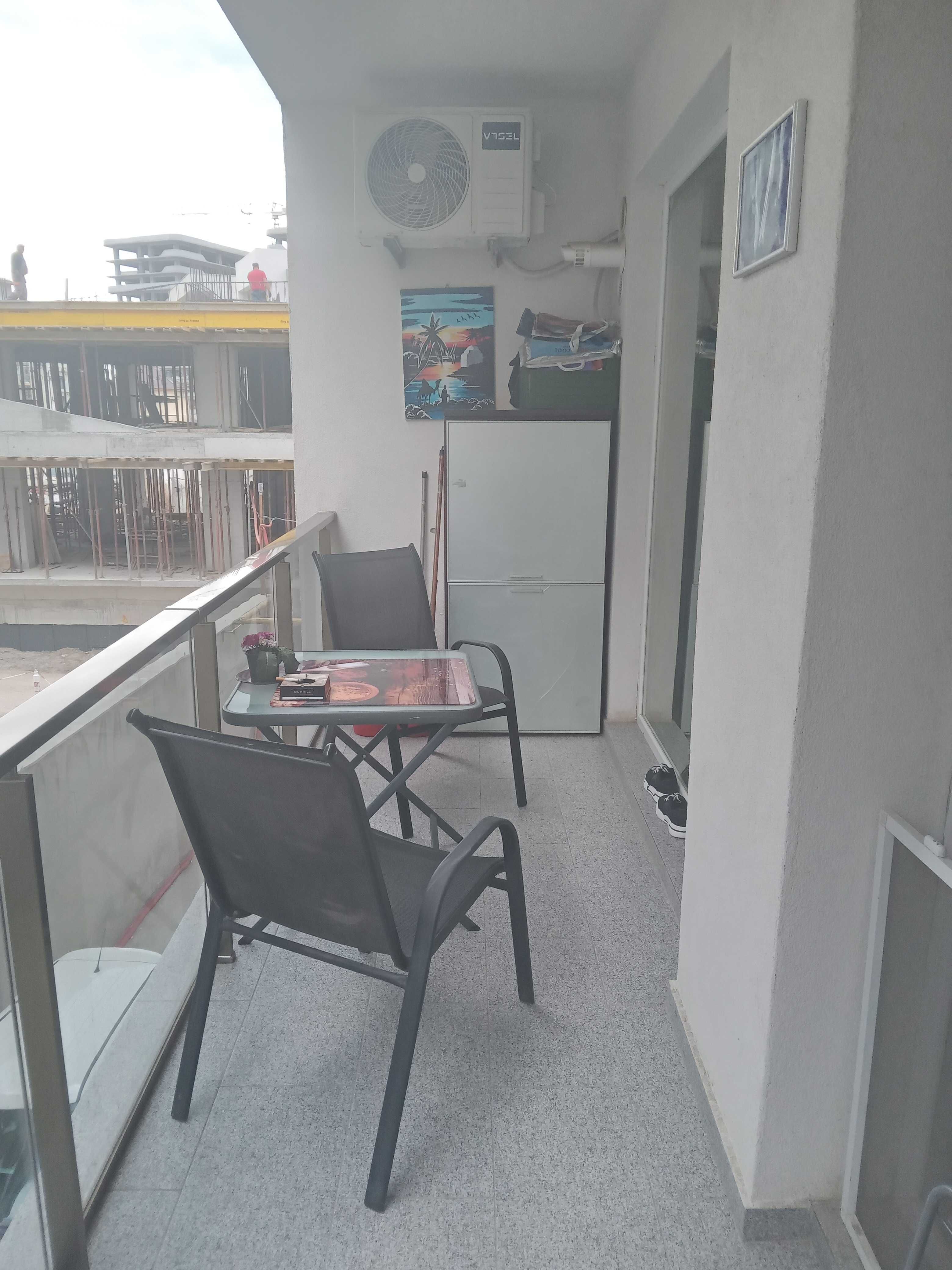 Vand apartament 2 camere