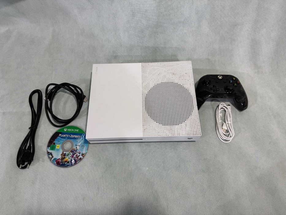 Конзола - Xbox One S / 500G /2017 / X2