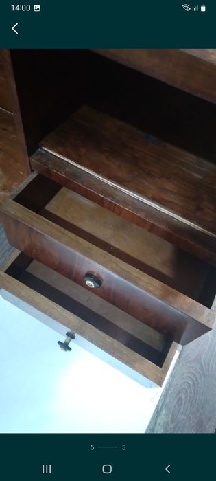 Servantă , vitrina si toaletă din lemn