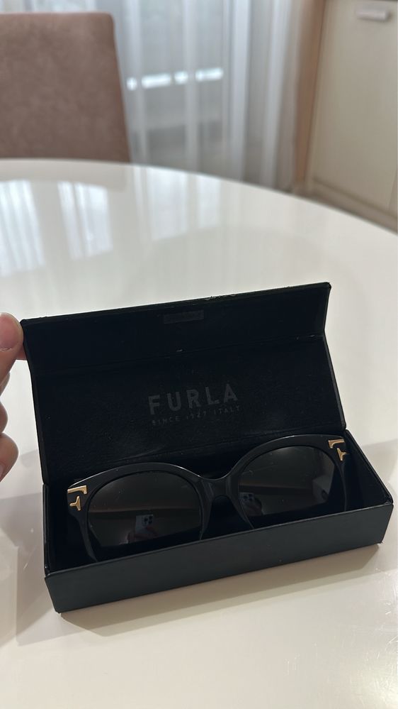 Слънчеви очила Furla