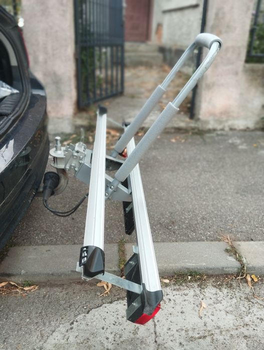 Suport 2 biciclete rabatabil complet accesorii noi