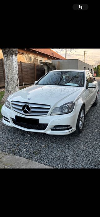 Dezmembrez Mercedes W204 C250cdi 4 matic an 2012