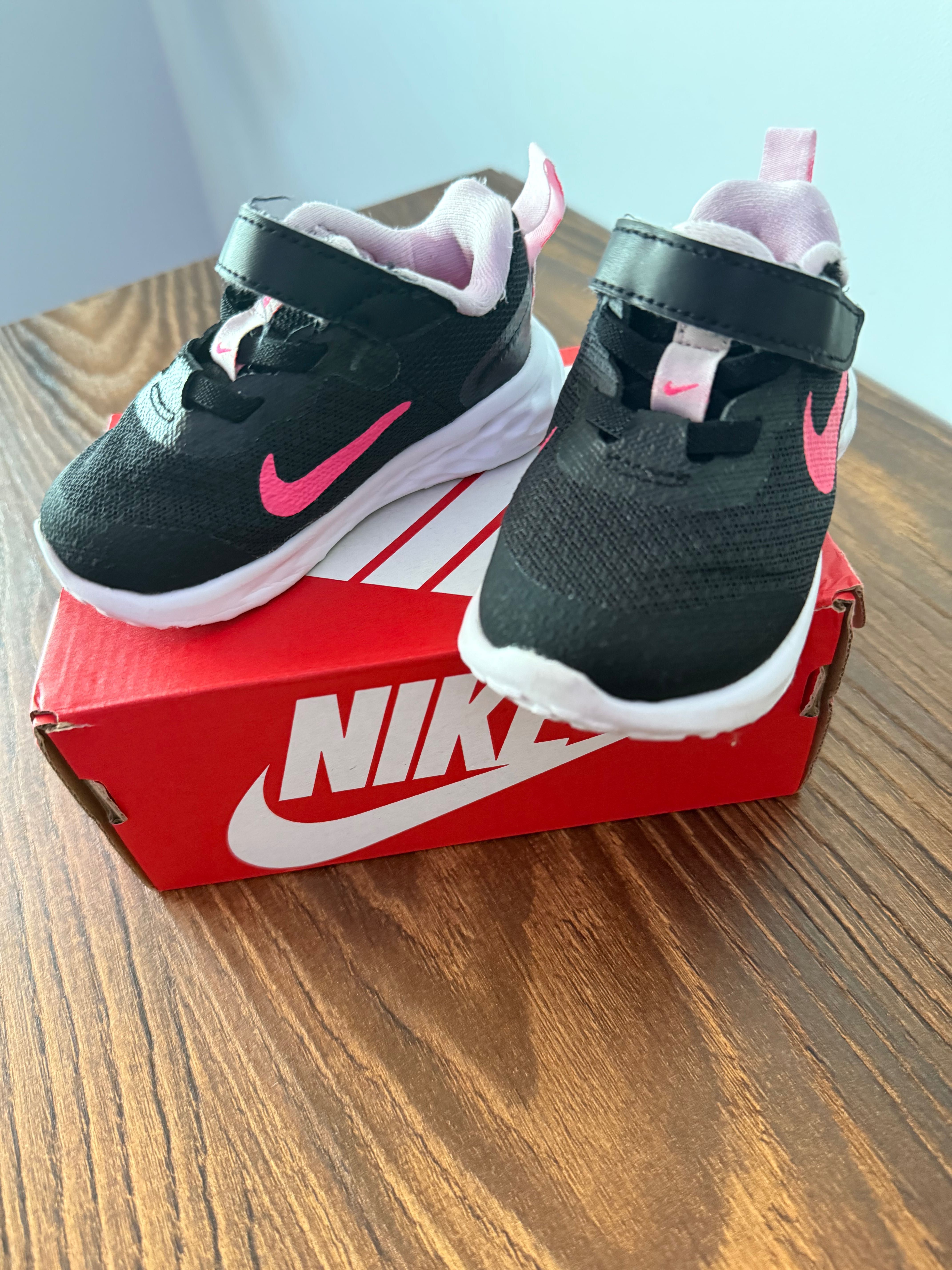 Обувки Nike за бебе
