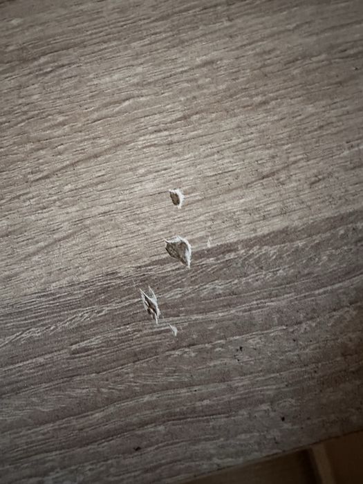 Комплект мебели - бюро, гардероб, нощно шкафче