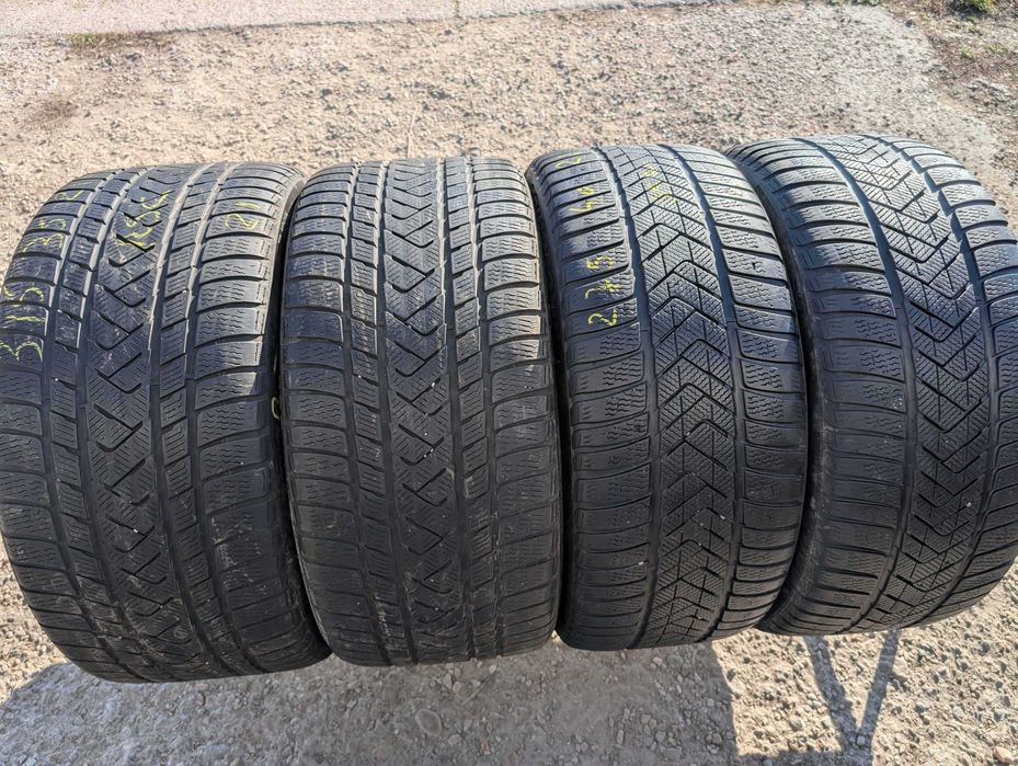 SET 4 Anvelope Iarna 275/40 R21 + 315/35 R21 PIRELLI Scorpion -Runflat