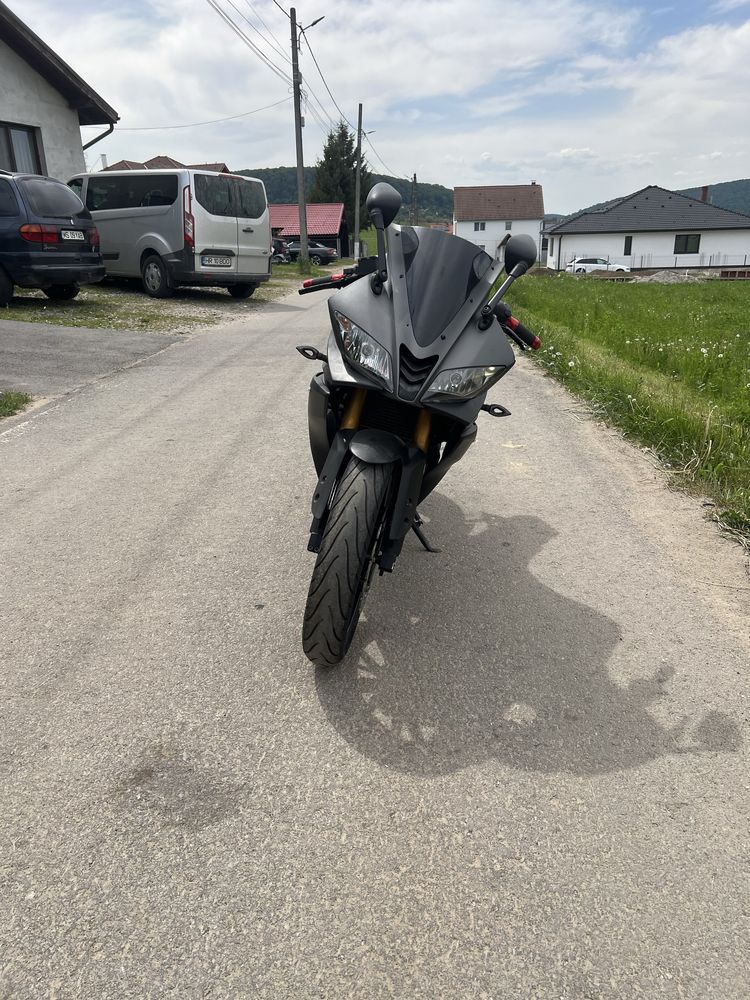 Yamaha yzf r125 2014