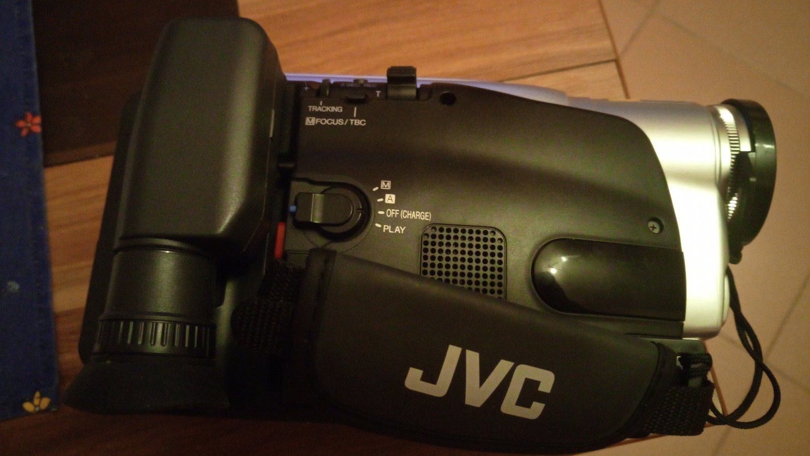 Камера JVC VHS 700zoom