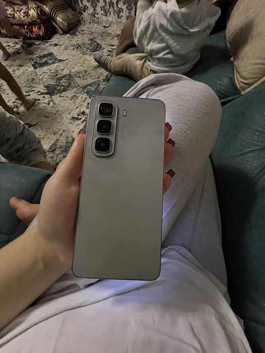 Infiniks hot 50 mobil