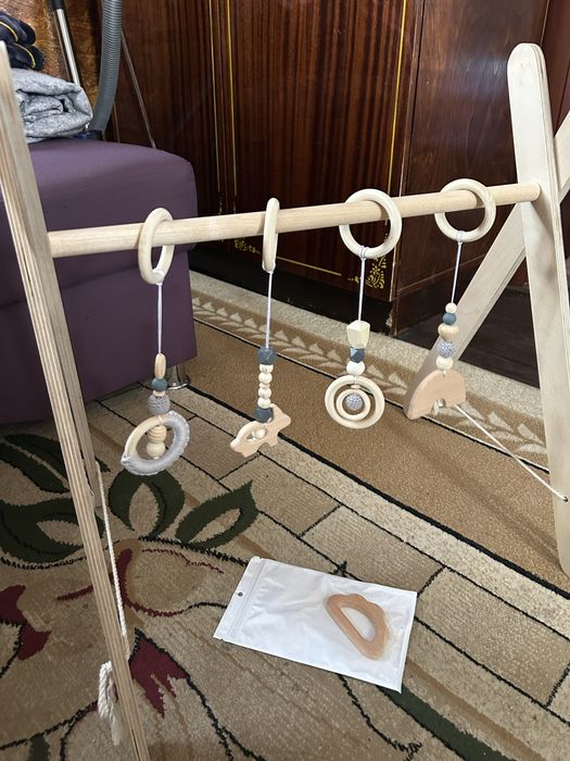 Продам стойку монтессори