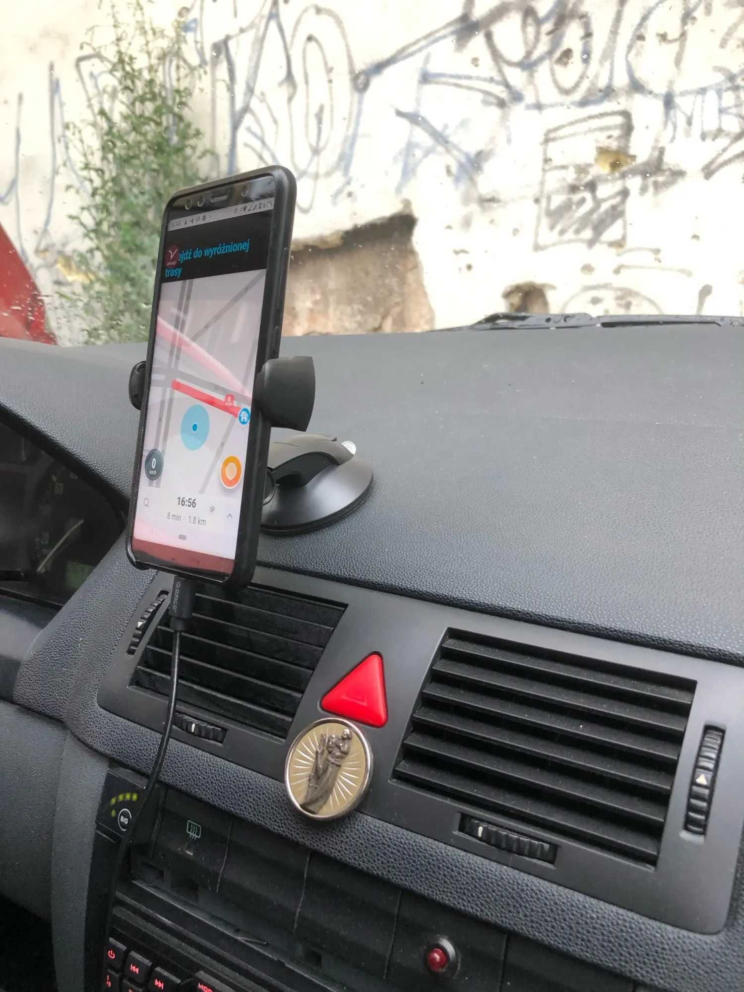 Универсален държач за телефон в колата, стойка за предно стъкло