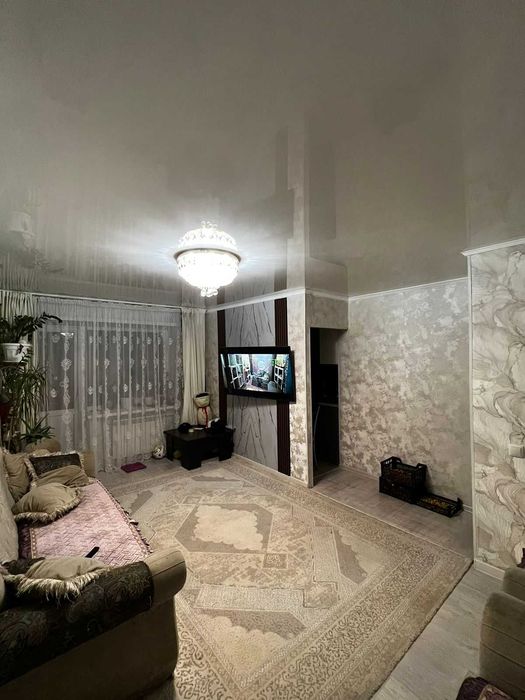 Продам трех комнатную квартиру